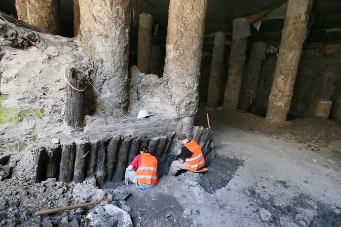 2015 році знайшли залишки вулиці середньовічного Києва